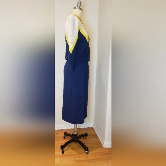 Vintage Navy Women's Sweater And Skirt - Picture 5 of 10